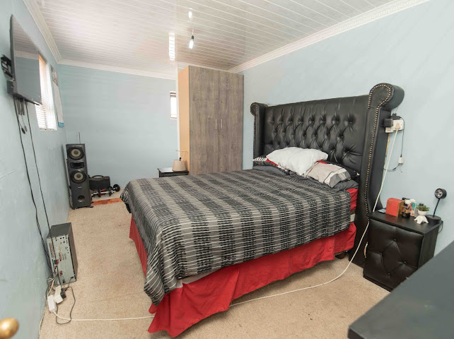 3 Bedroom Property for Sale in Algoa Park Eastern Cape